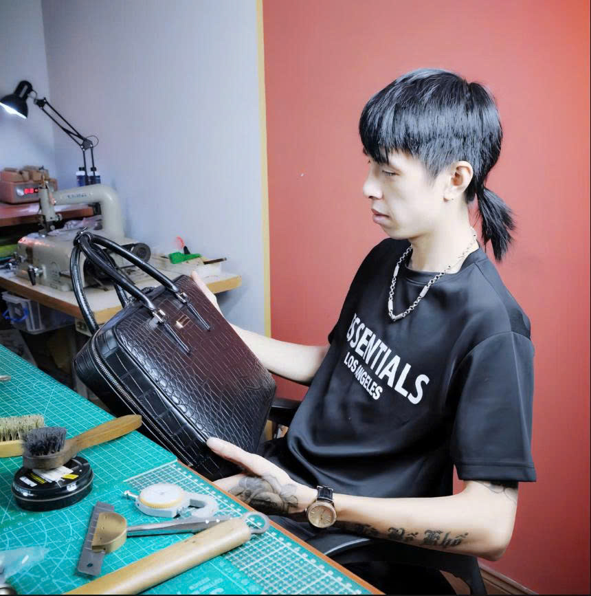 NGHỆ NHÂN HIỆP TRẦN